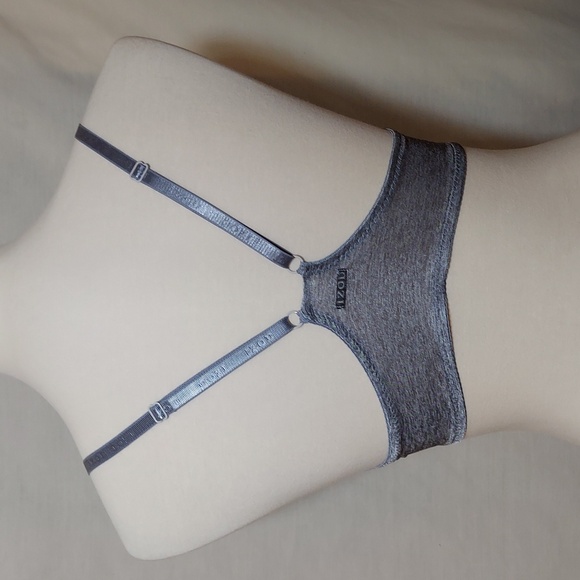 Isod Gray Racer-back Bra - Picture 4 of 9